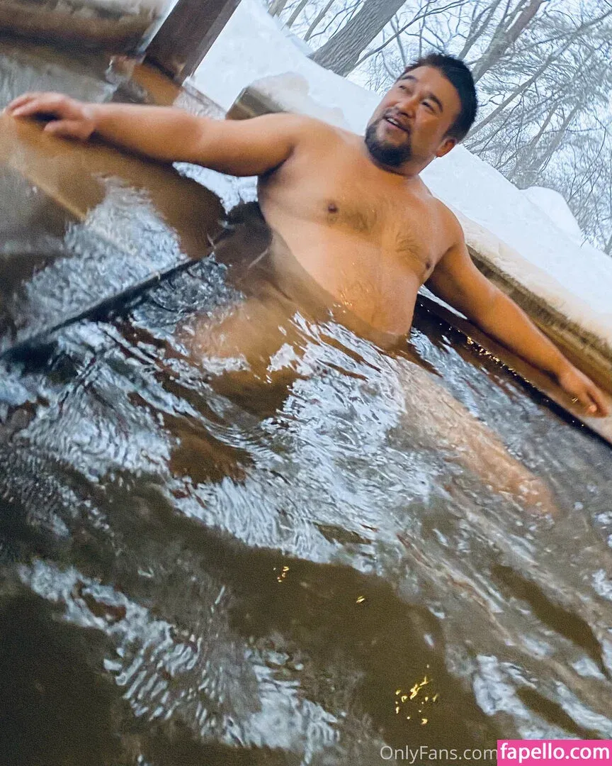 threeislands Onlyfans Photo Gallery 