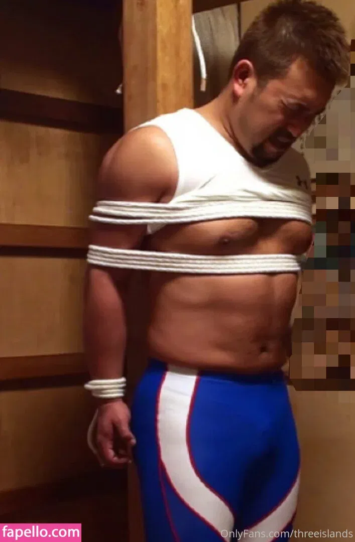 threeislands Onlyfans Photo Gallery 