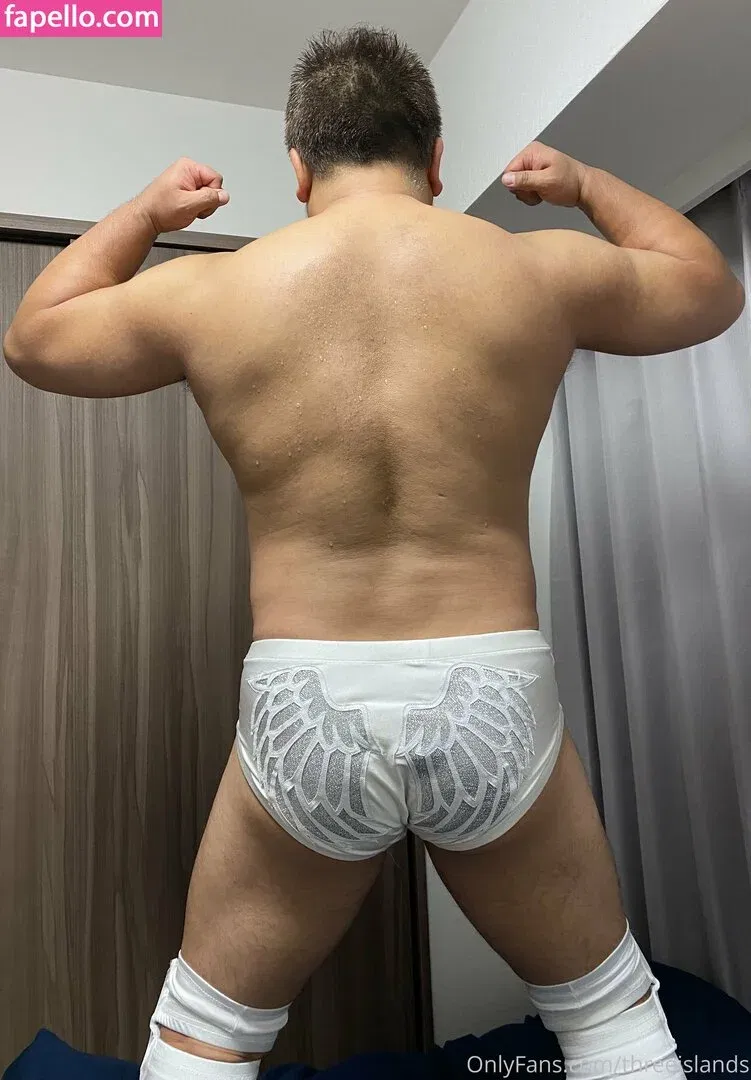 threeislands Onlyfans Photo Gallery 