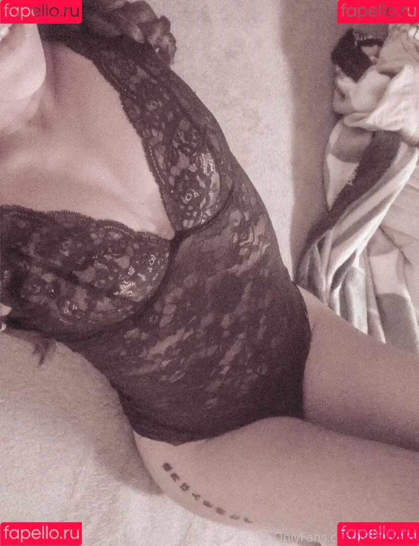 hellomary Onlyfans Photo Gallery 