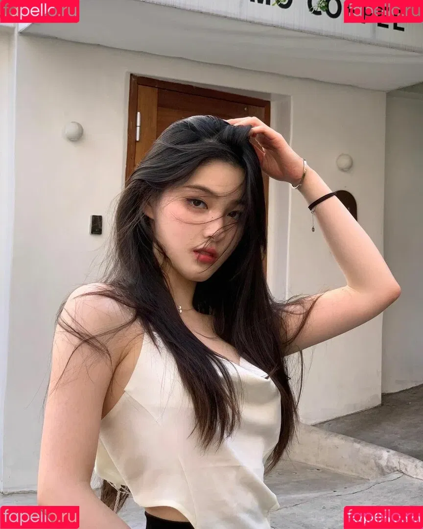 iamazhai Onlyfans Photo Gallery 