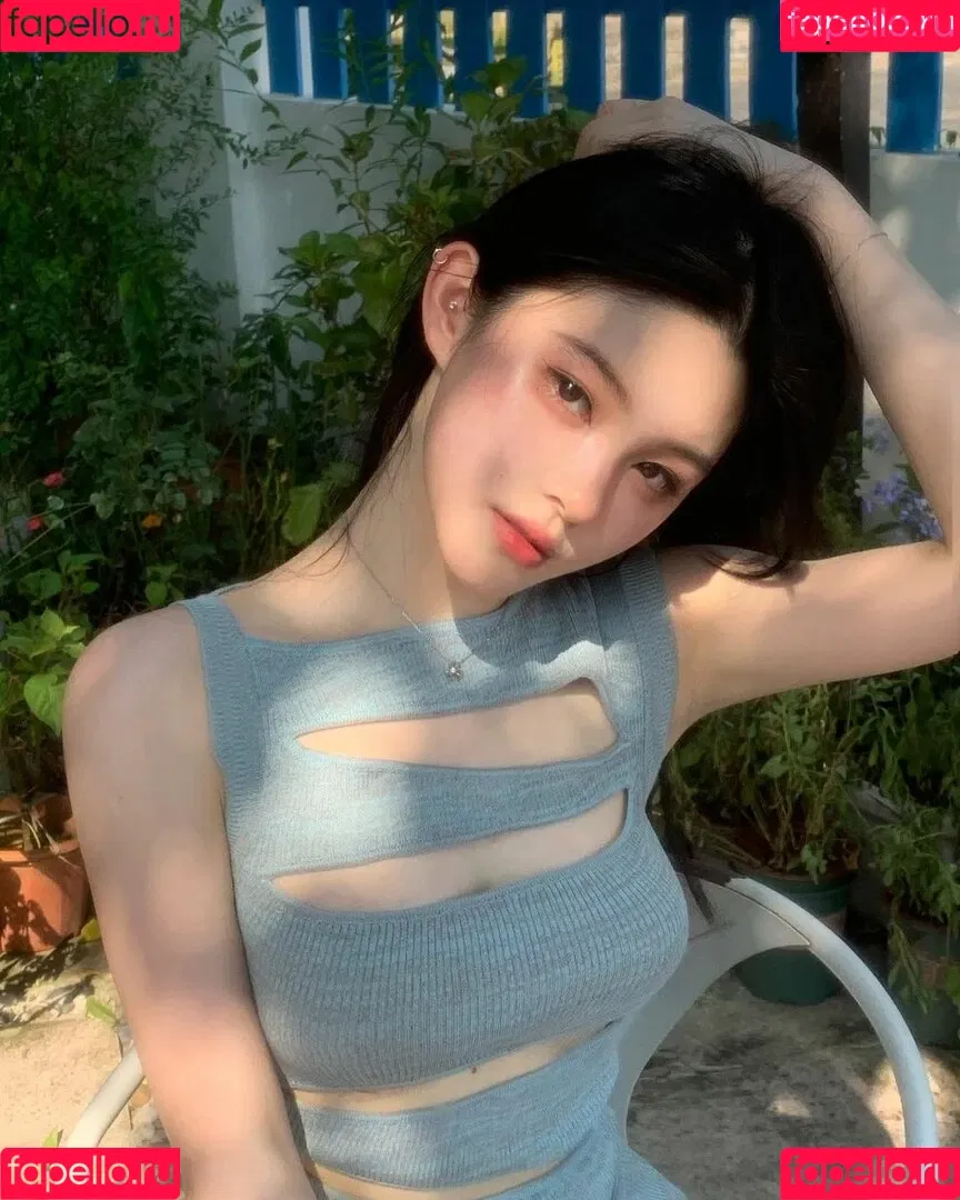 iamazhai Onlyfans Photo Gallery 