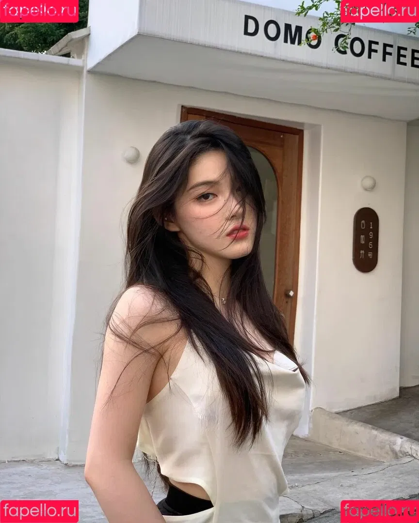 iamazhai Onlyfans Photo Gallery 