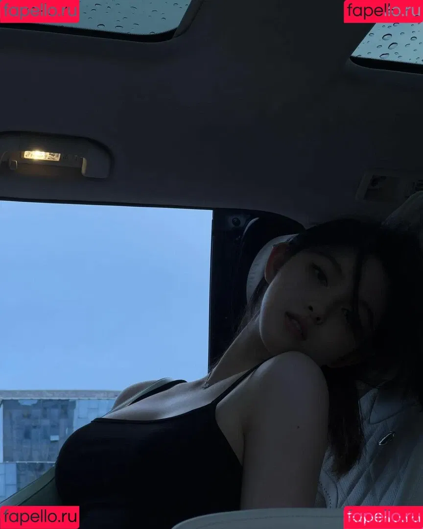 iamazhai Onlyfans Photo Gallery 