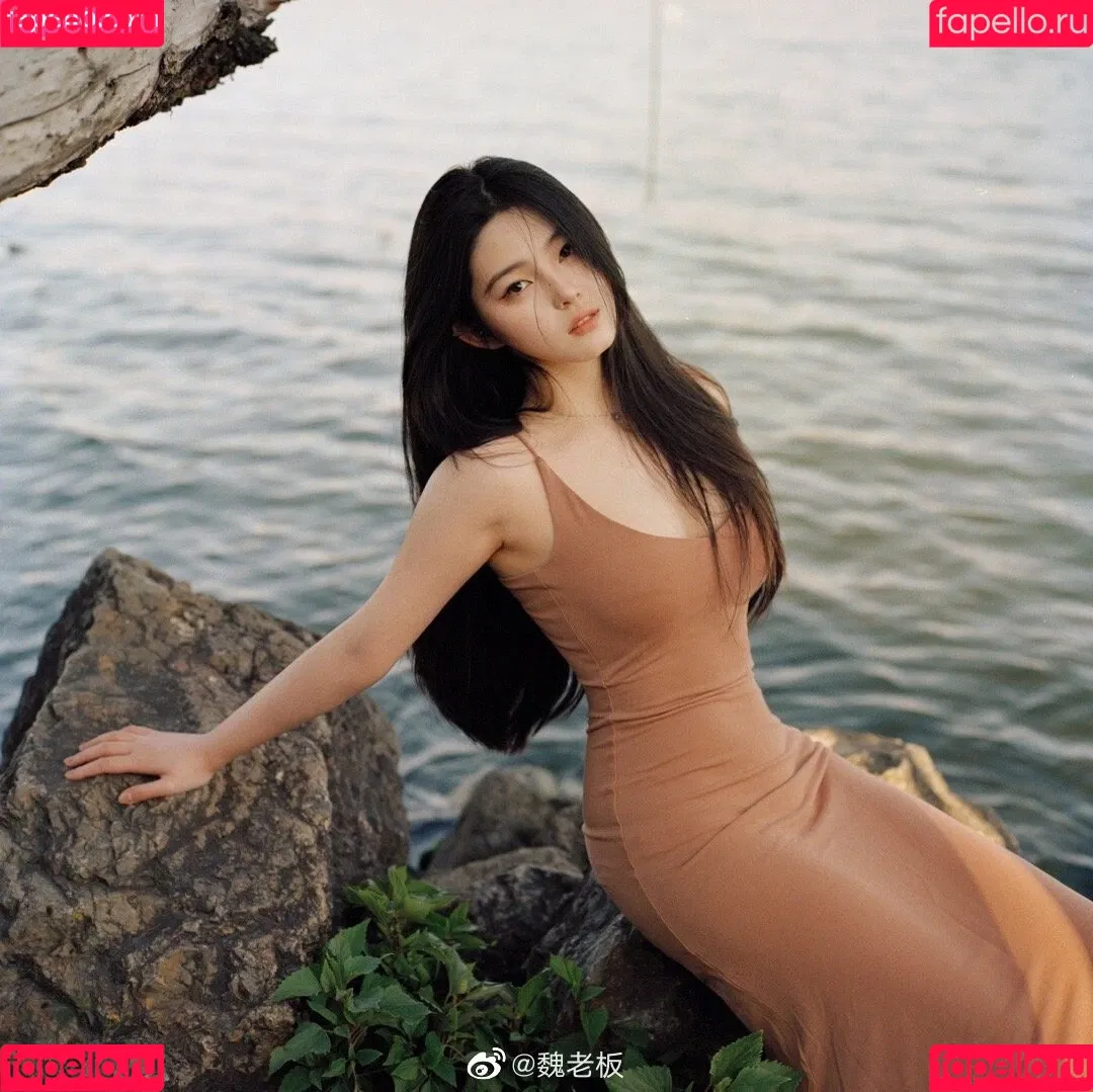 iamazhai Onlyfans Photo Gallery 