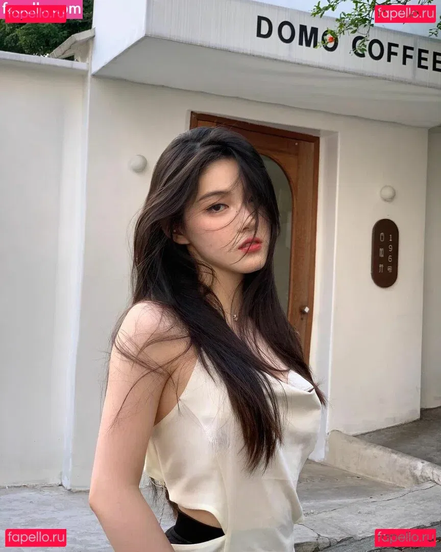 iamazhai Onlyfans Photo Gallery 