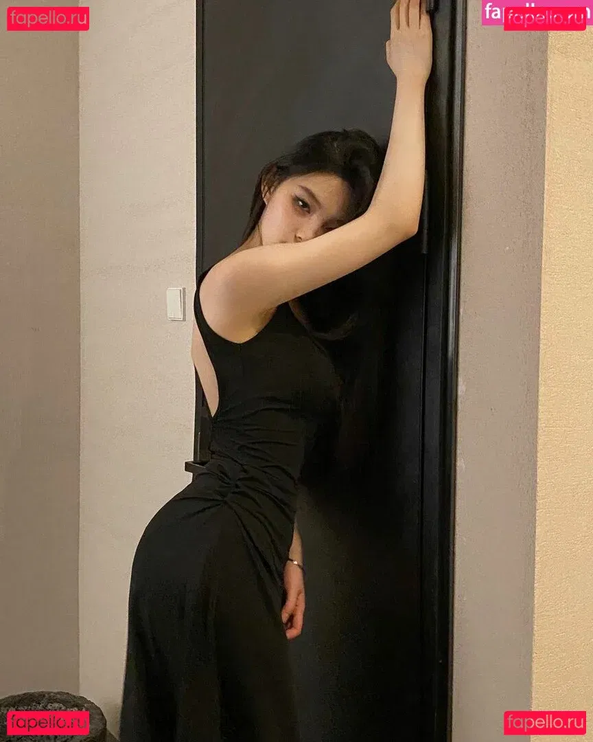 iamazhai Onlyfans Photo Gallery 