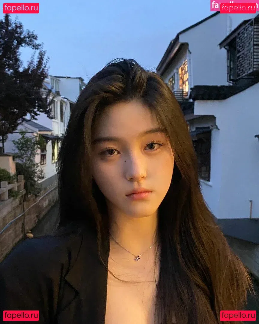 iamazhai Onlyfans Photo Gallery 