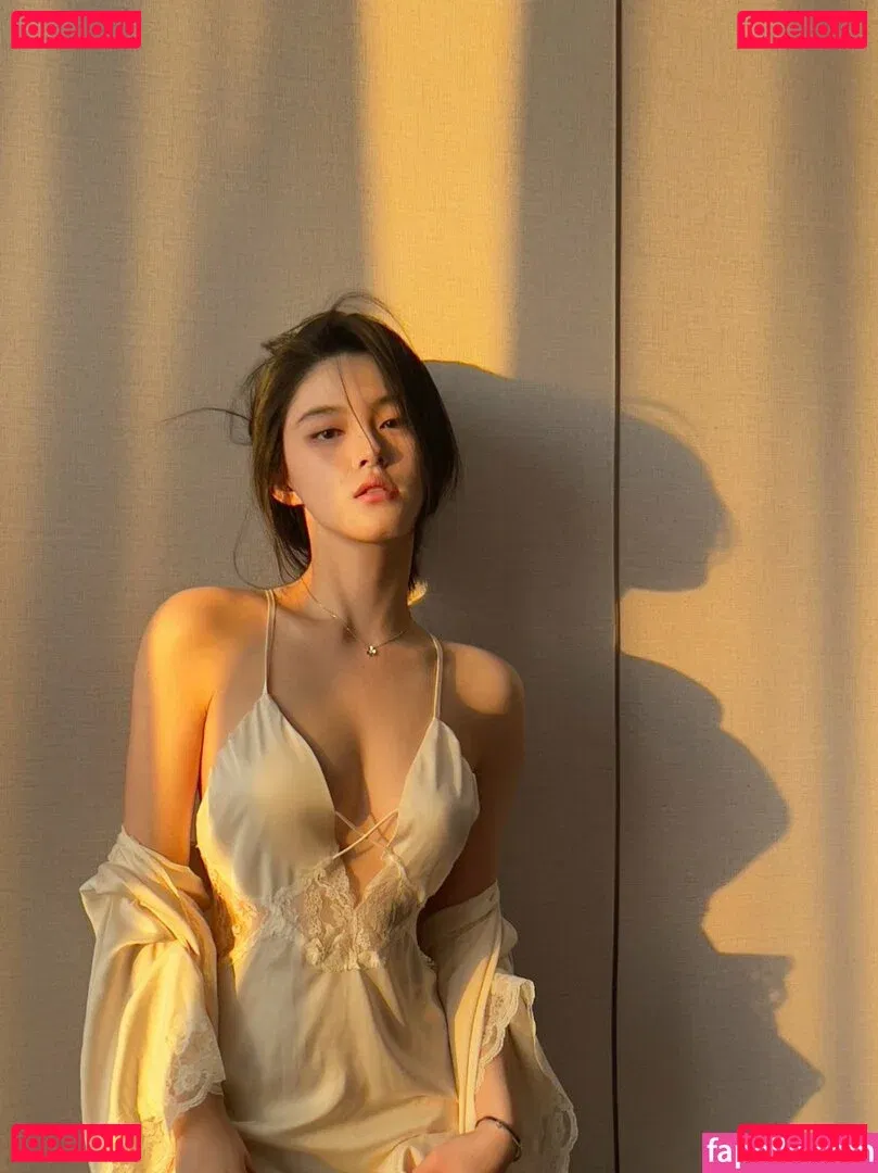 iamazhai Onlyfans Photo Gallery 