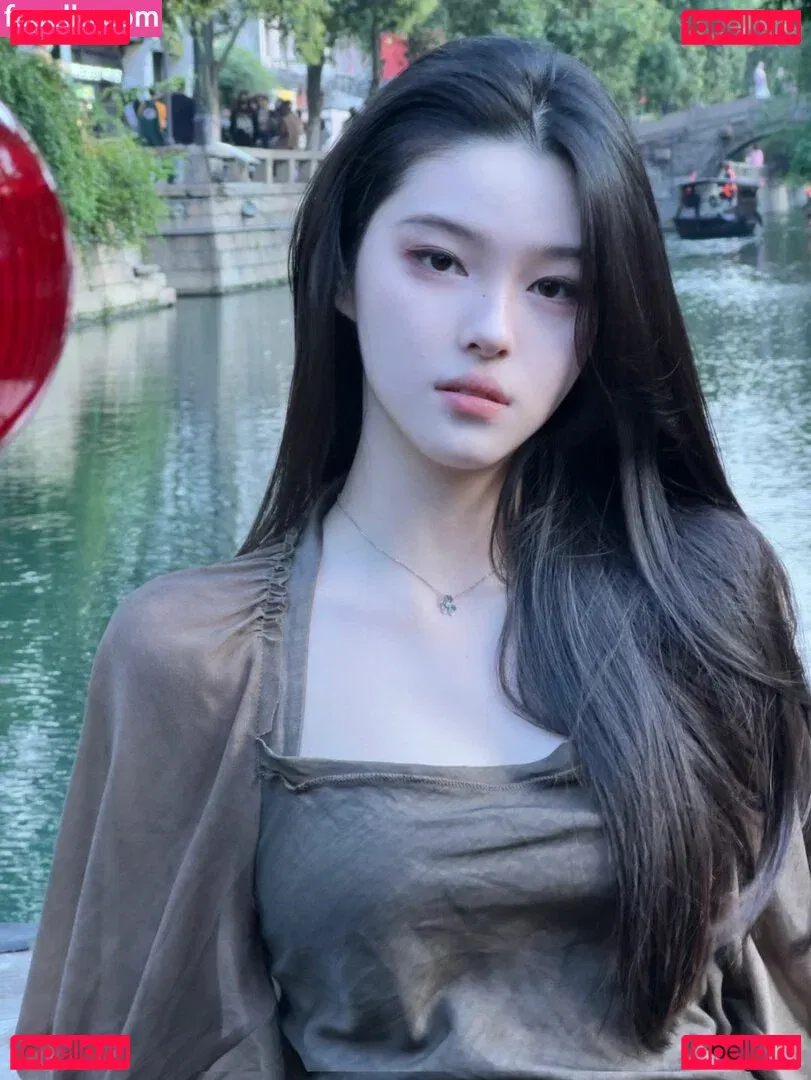 iamazhai Onlyfans Photo Gallery 