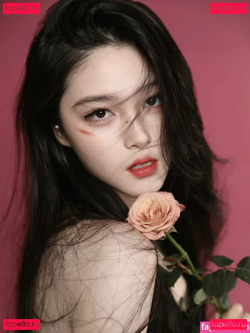 iamazhai Onlyfans Photo Gallery 