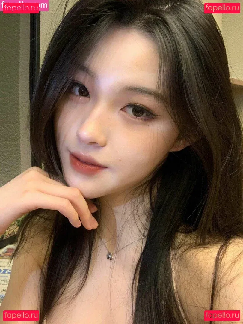 iamazhai Onlyfans Photo Gallery 