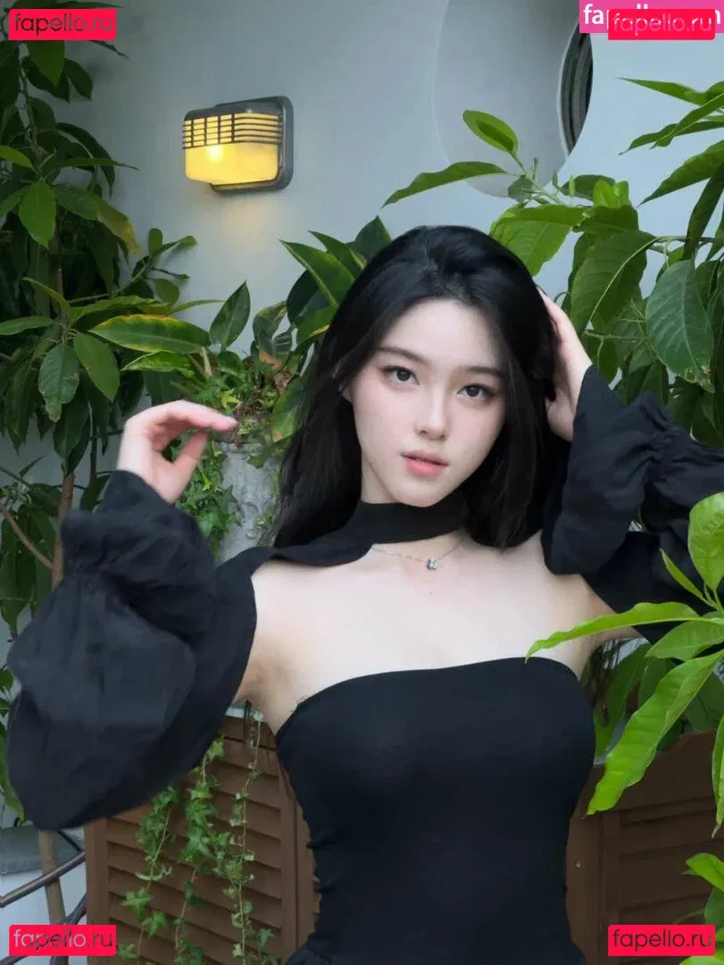 iamazhai Onlyfans Photo Gallery 