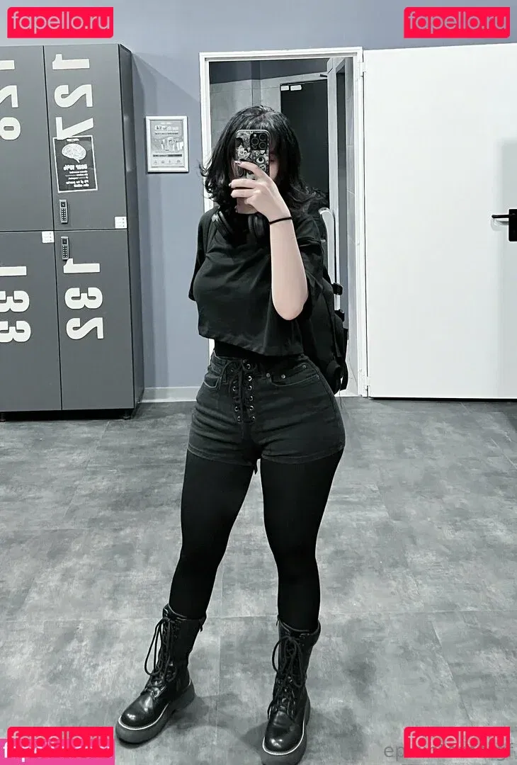 anna-san Onlyfans Photo Gallery 