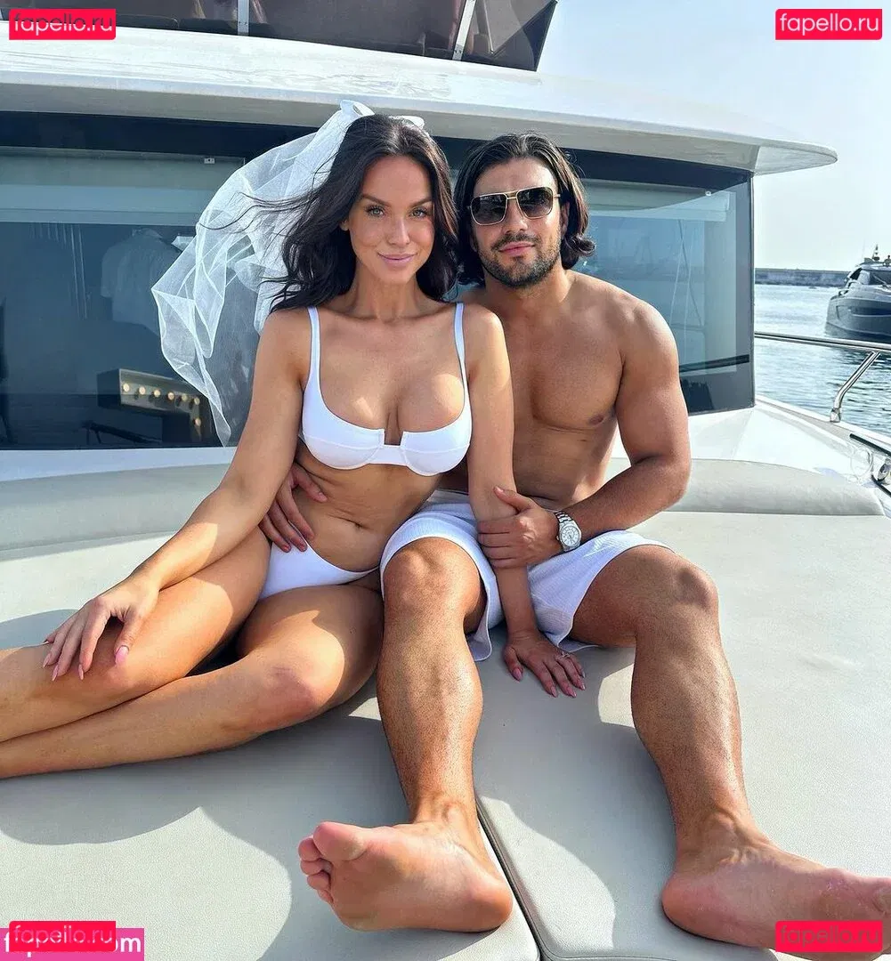 Vicky Pattison Onlyfans Photo Gallery 