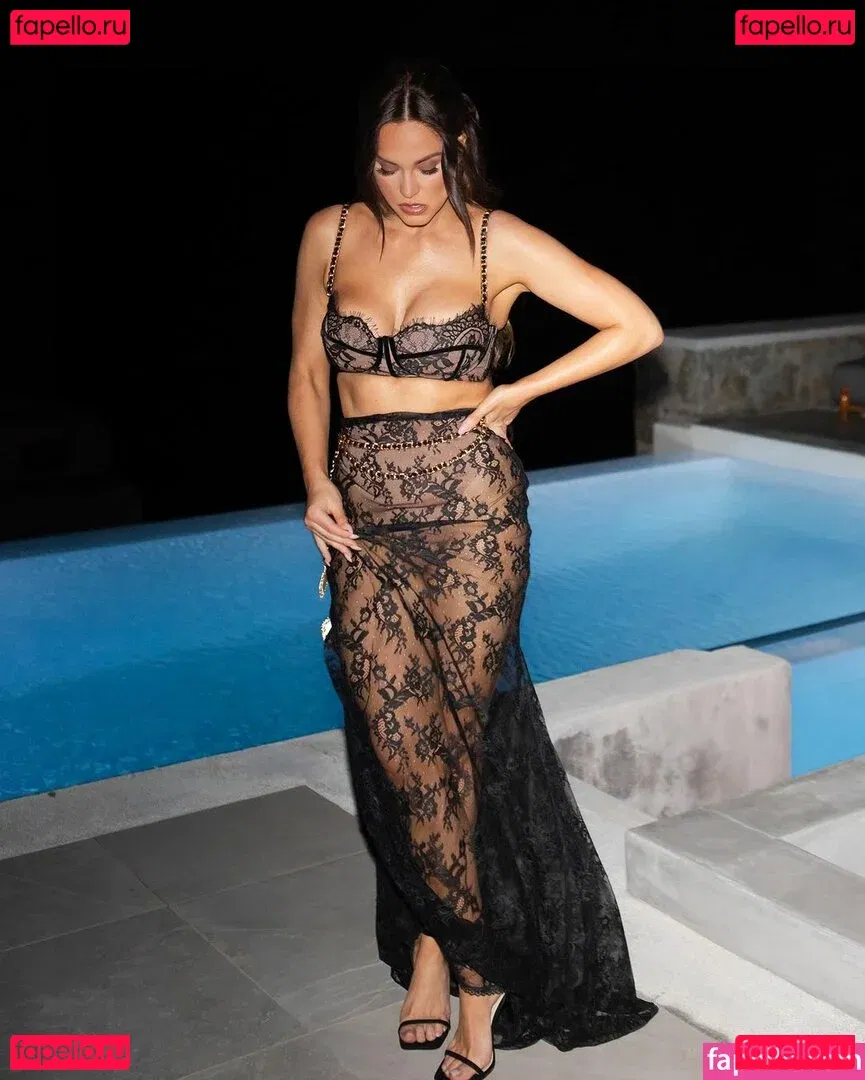 Vicky Pattison Onlyfans Photo Gallery 