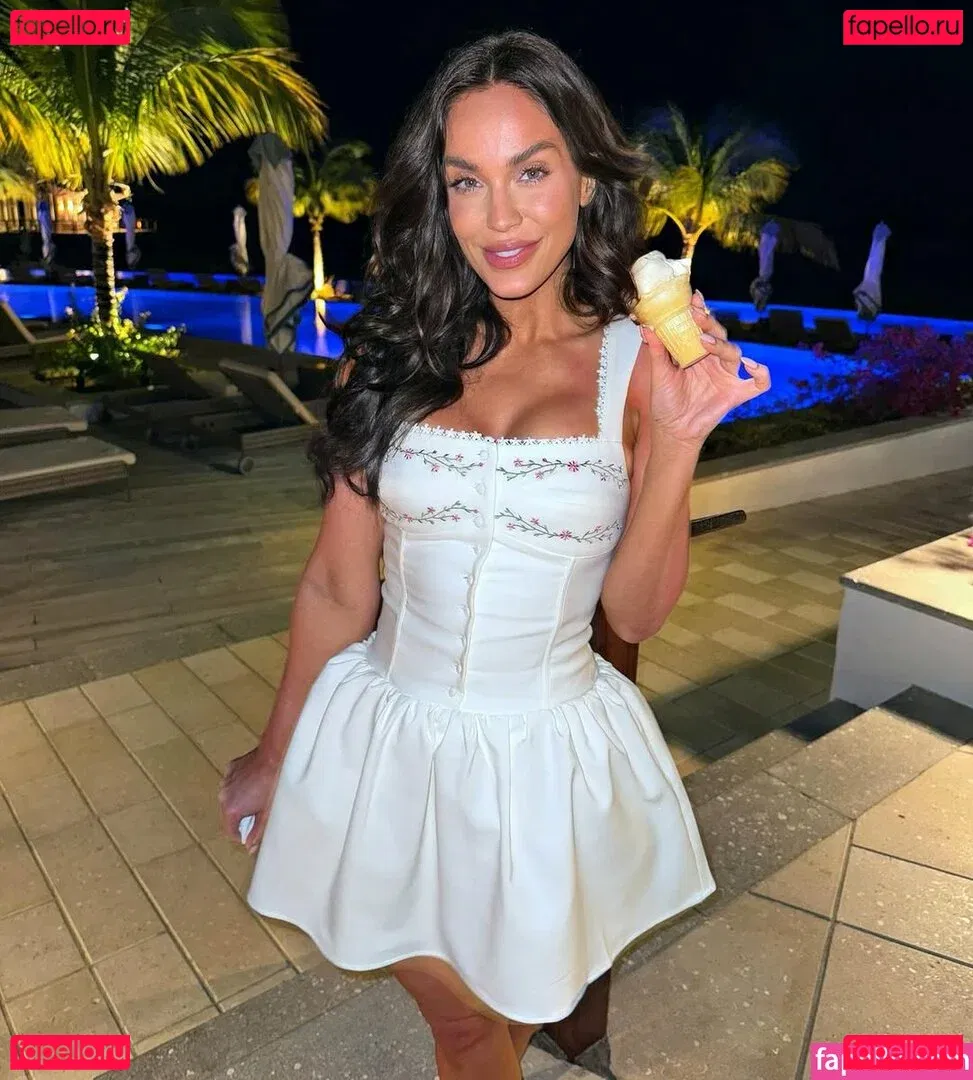 Vicky Pattison Onlyfans Photo Gallery 