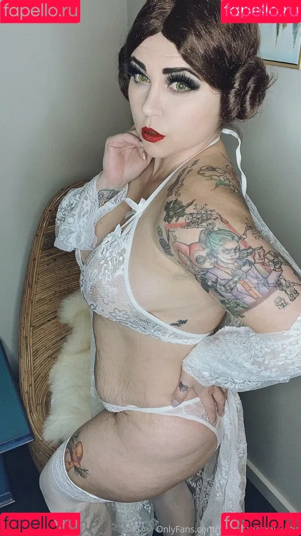 canadiancomiccutie Onlyfans Photo Gallery 