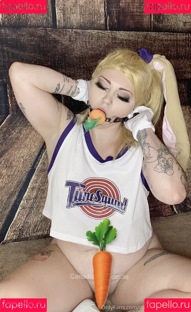 canadiancomiccutie Onlyfans Photo Gallery 