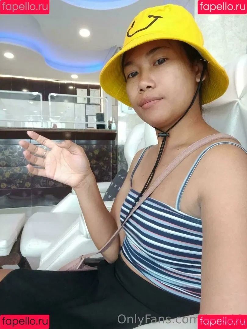 luzy93 Onlyfans Photo Gallery 