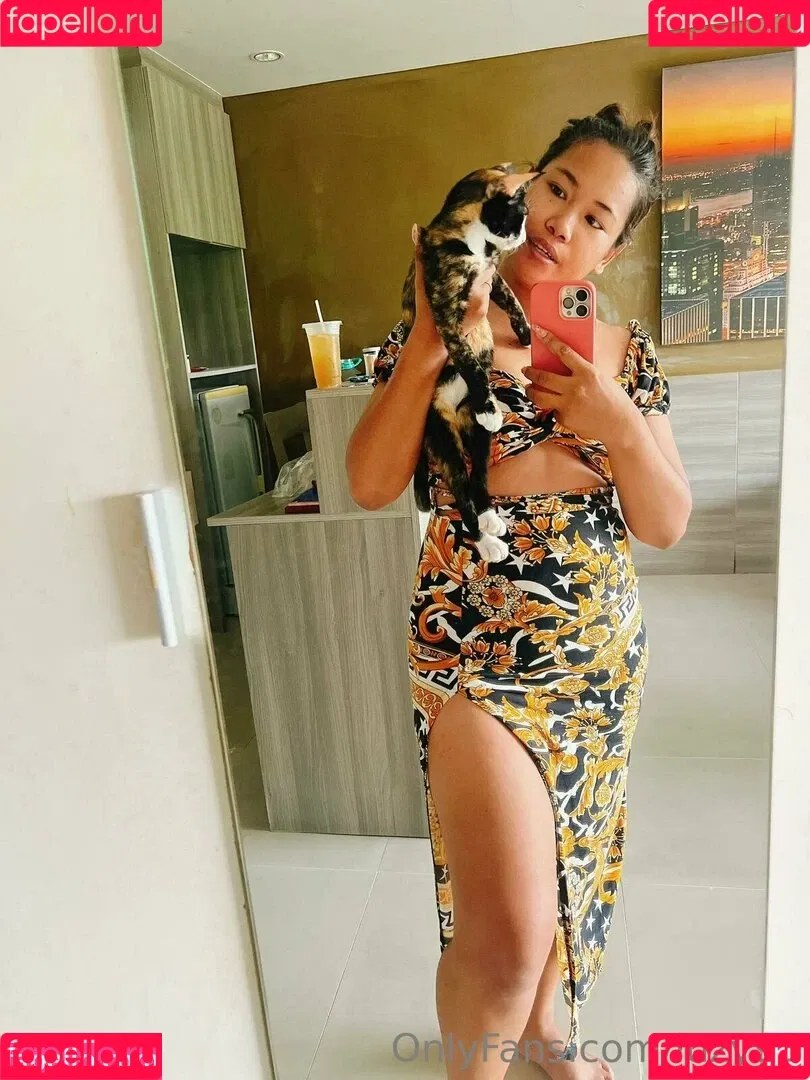 luzy93 Onlyfans Photo Gallery 