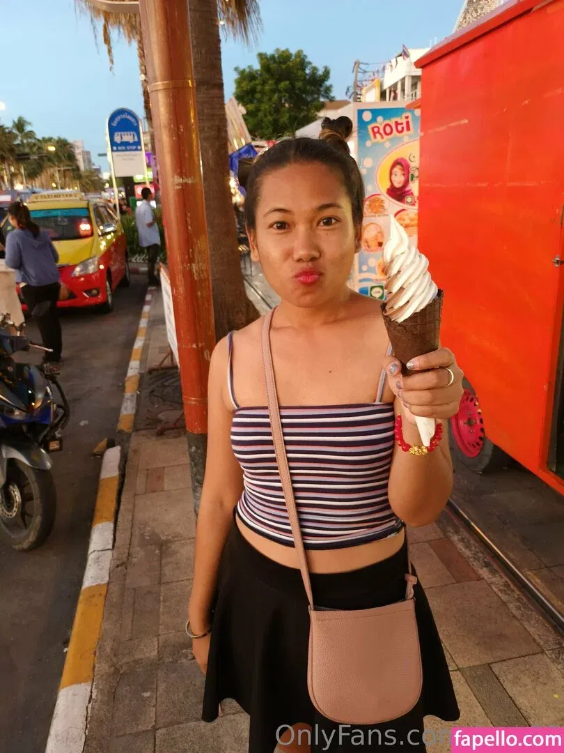 luzy93 Onlyfans Photo Gallery 