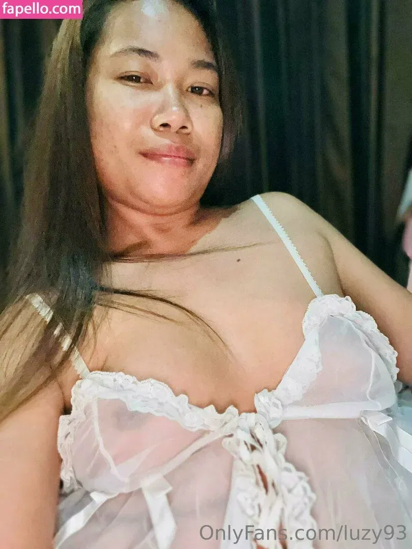 luzy93 Onlyfans Photo Gallery 