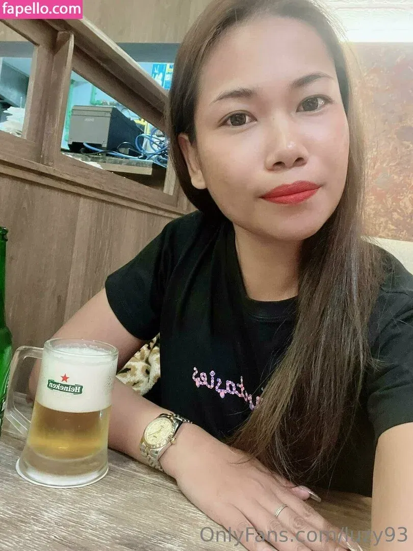 luzy93 Onlyfans Photo Gallery 