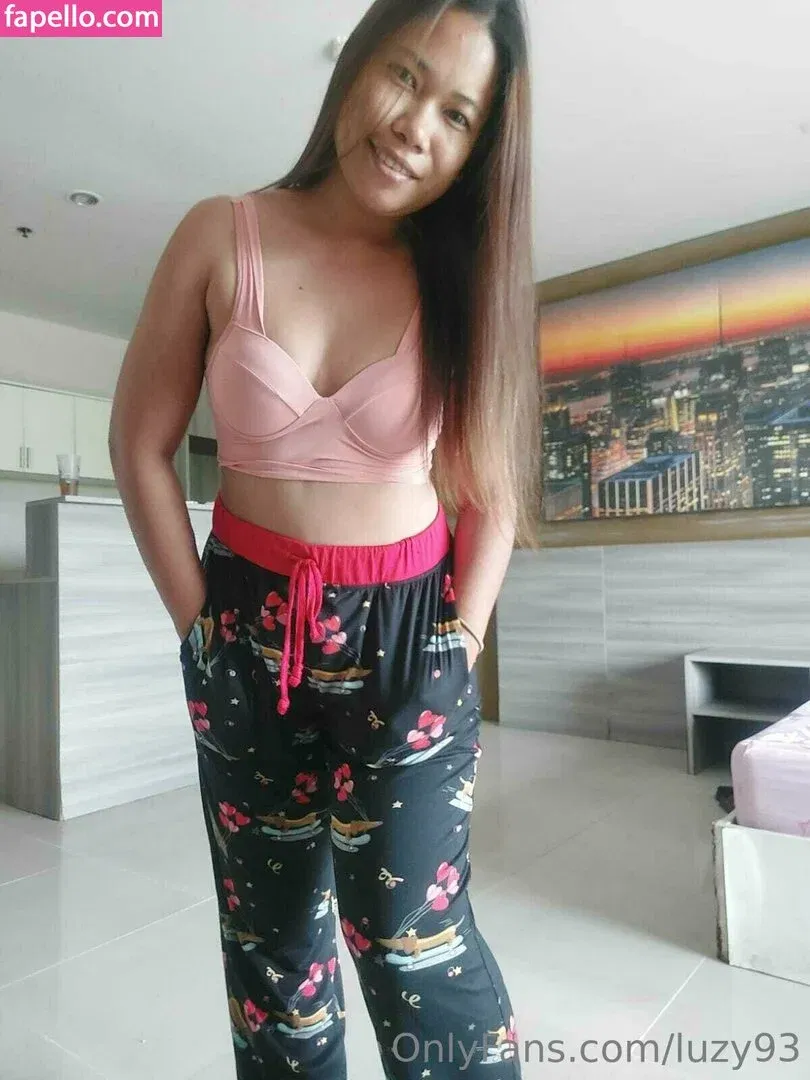 luzy93 Onlyfans Photo Gallery 