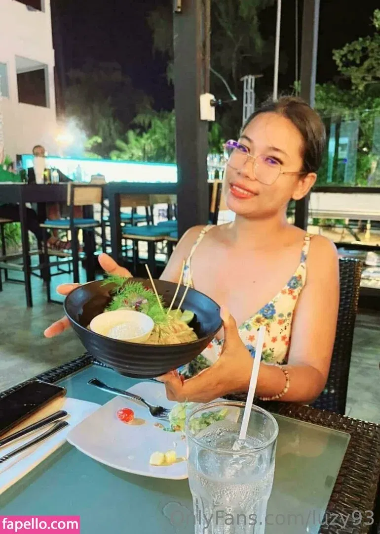 luzy93 Onlyfans Photo Gallery 