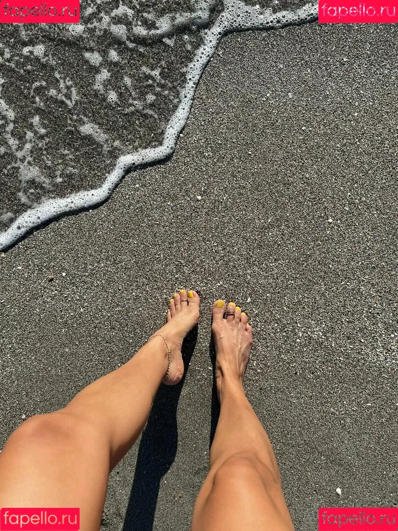 alotoftiff Onlyfans Photo Gallery 