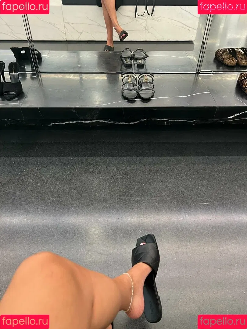 alotoftiff Onlyfans Photo Gallery 