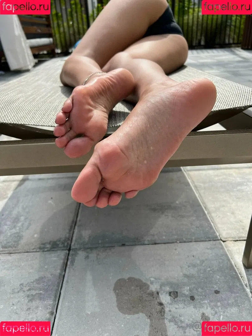 alotoftiff Onlyfans Photo Gallery 