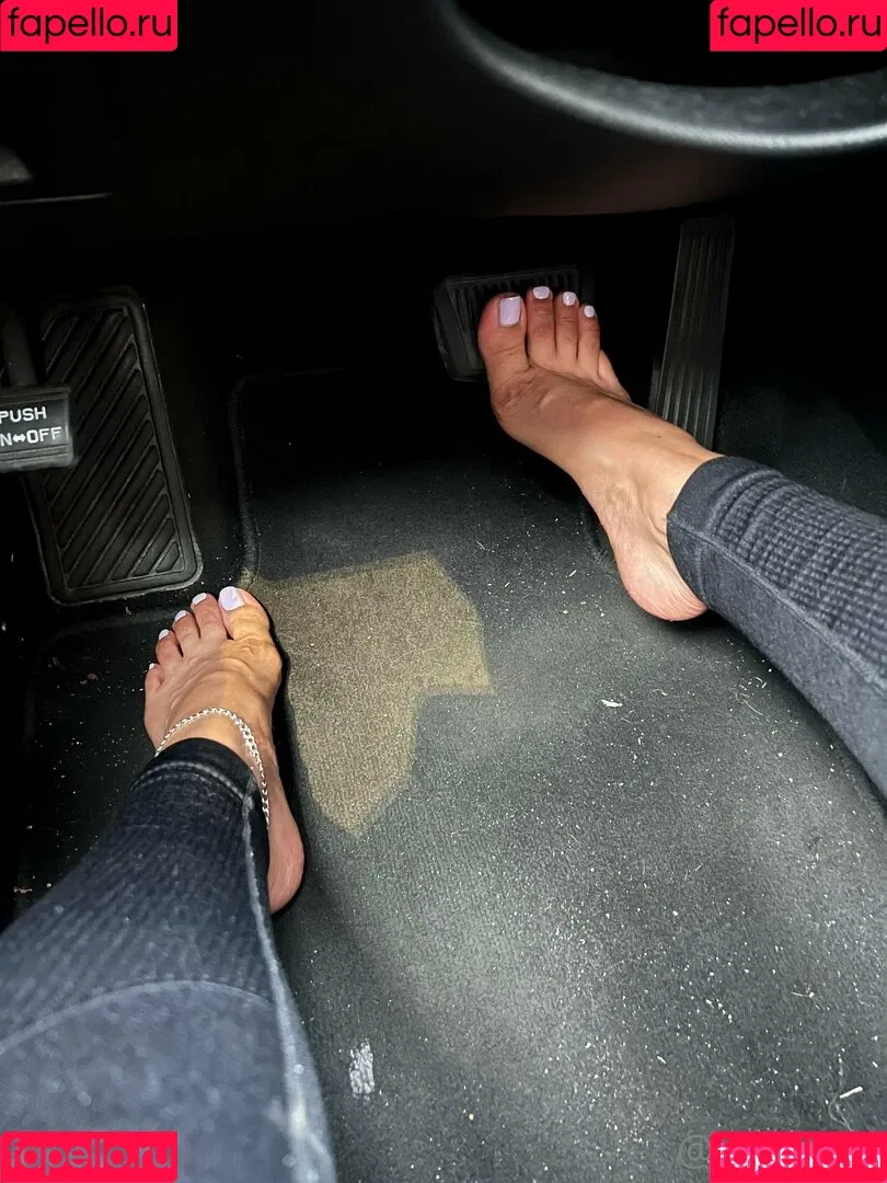 alotoftiff Onlyfans Photo Gallery 