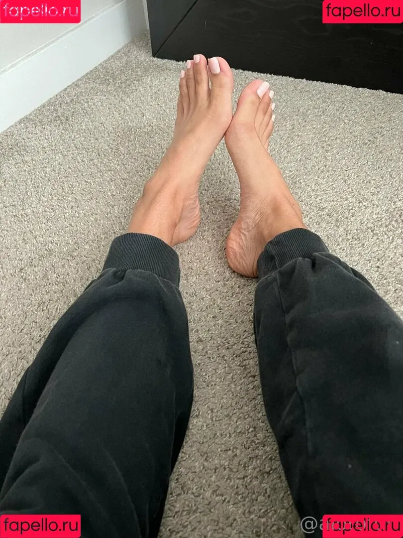 alotoftiff Onlyfans Photo Gallery 
