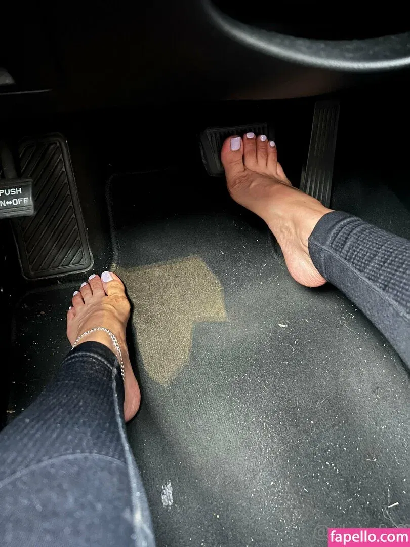 alotoftiff Onlyfans Photo Gallery 