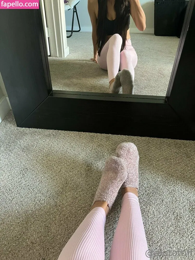 alotoftiff Onlyfans Photo Gallery 