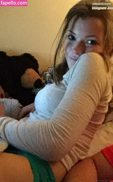 Julia Lydon Onlyfans Photo Gallery 