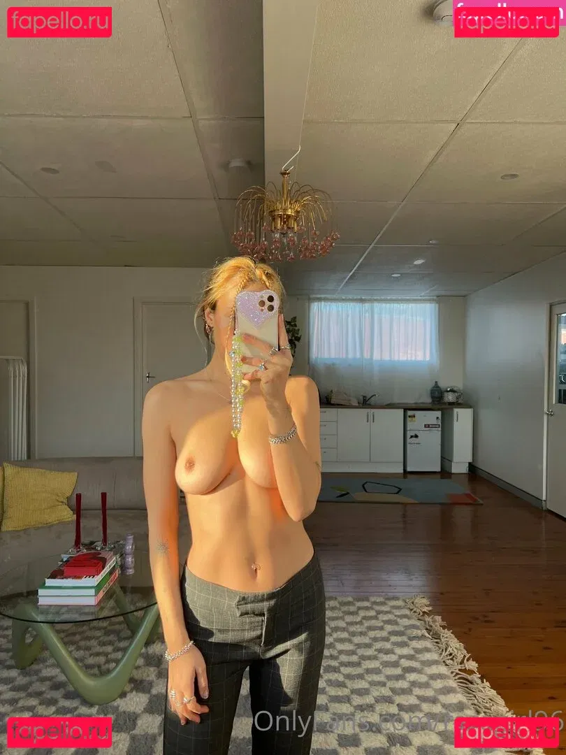 Raregirl96 Onlyfans Photo Gallery 