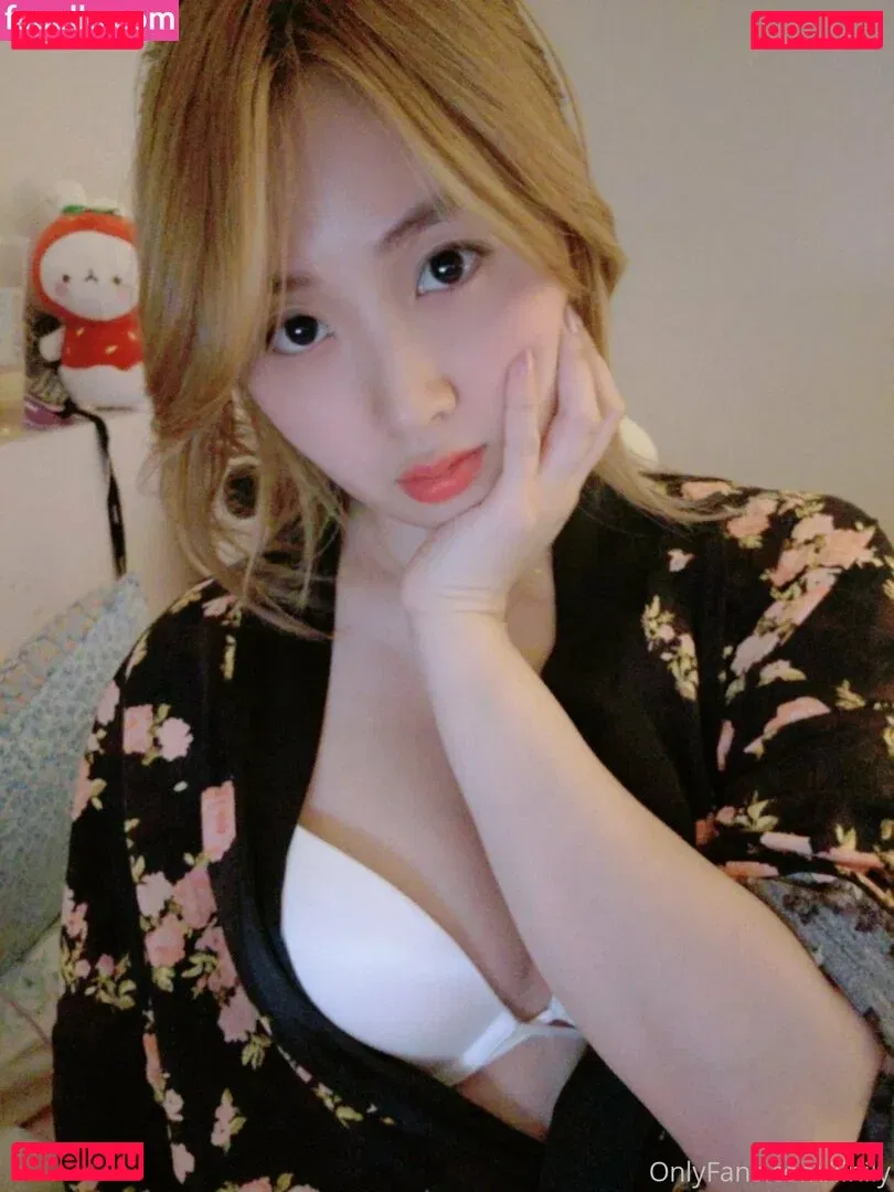 Lindychii Onlyfans Photo Gallery 