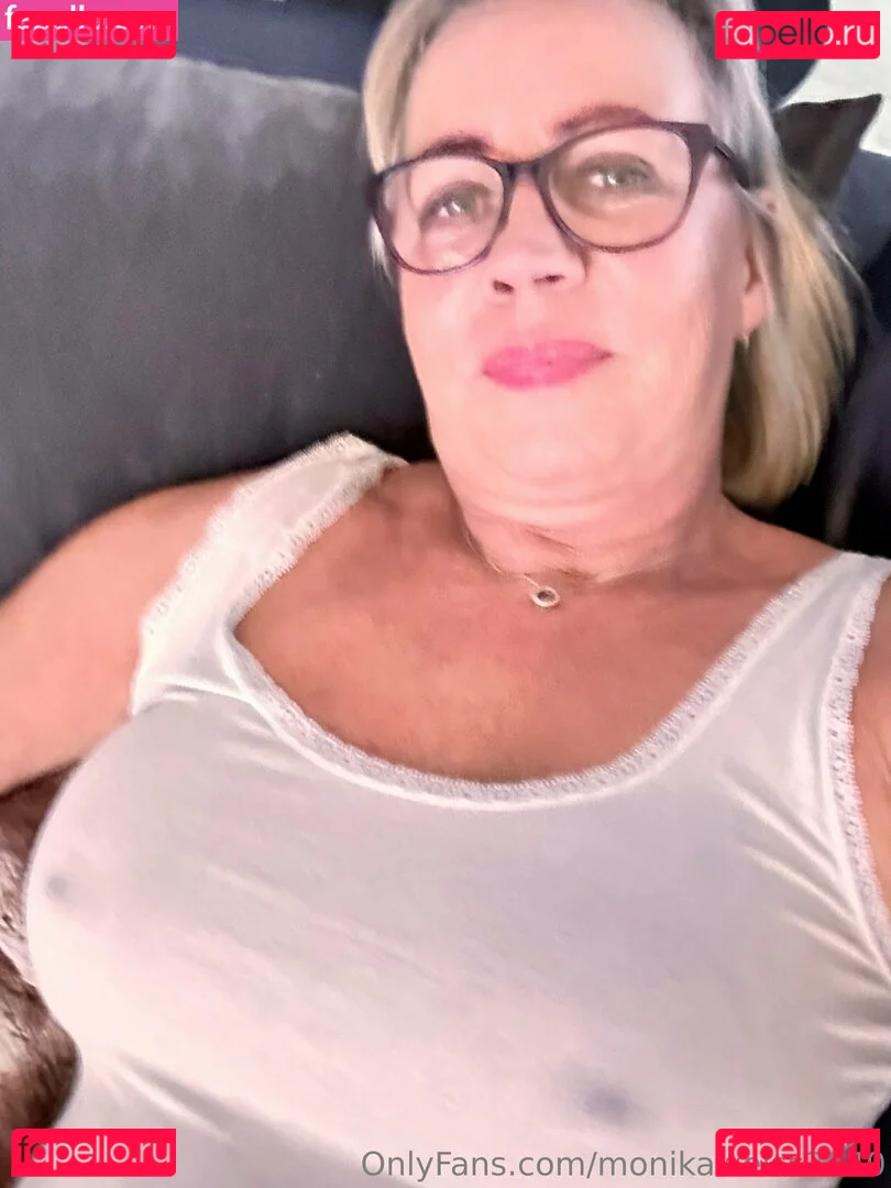 monikaweiss3040 Onlyfans Photo Gallery 