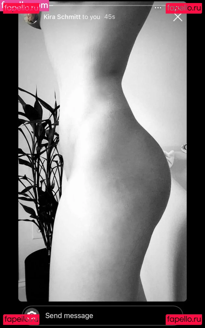 Kira Schmitt Onlyfans Photo Gallery 