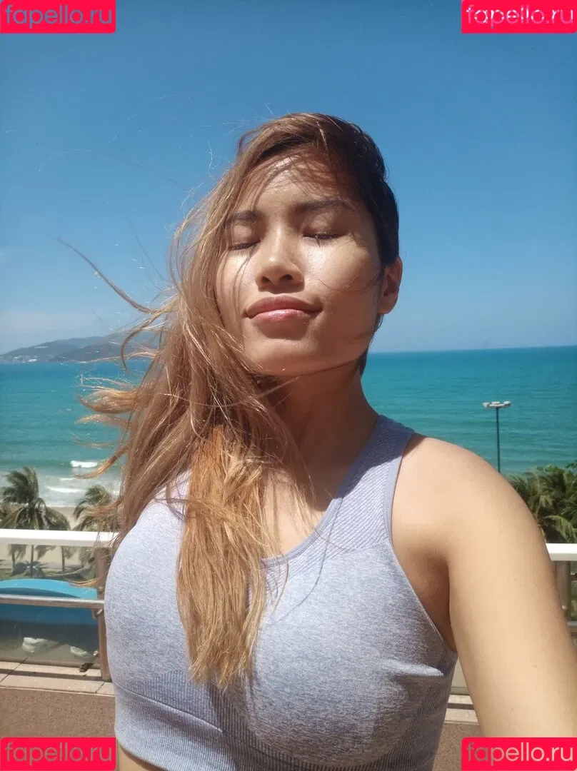 Lillian Onlyfans Photo Gallery 