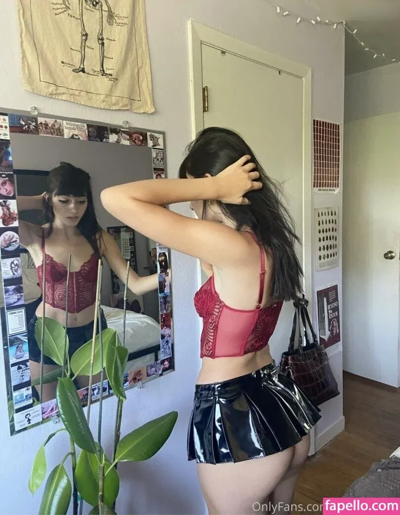 Delilah Raige Onlyfans Photo Gallery 