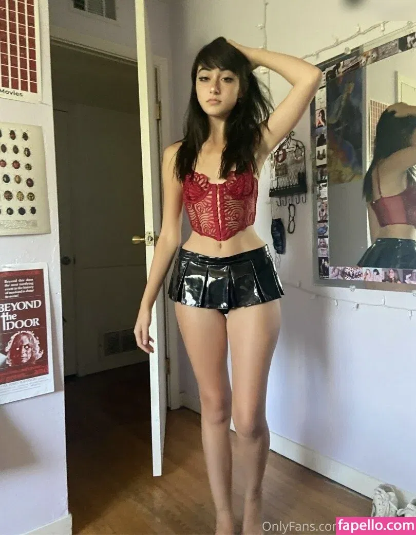 Delilah Raige Onlyfans Photo Gallery 