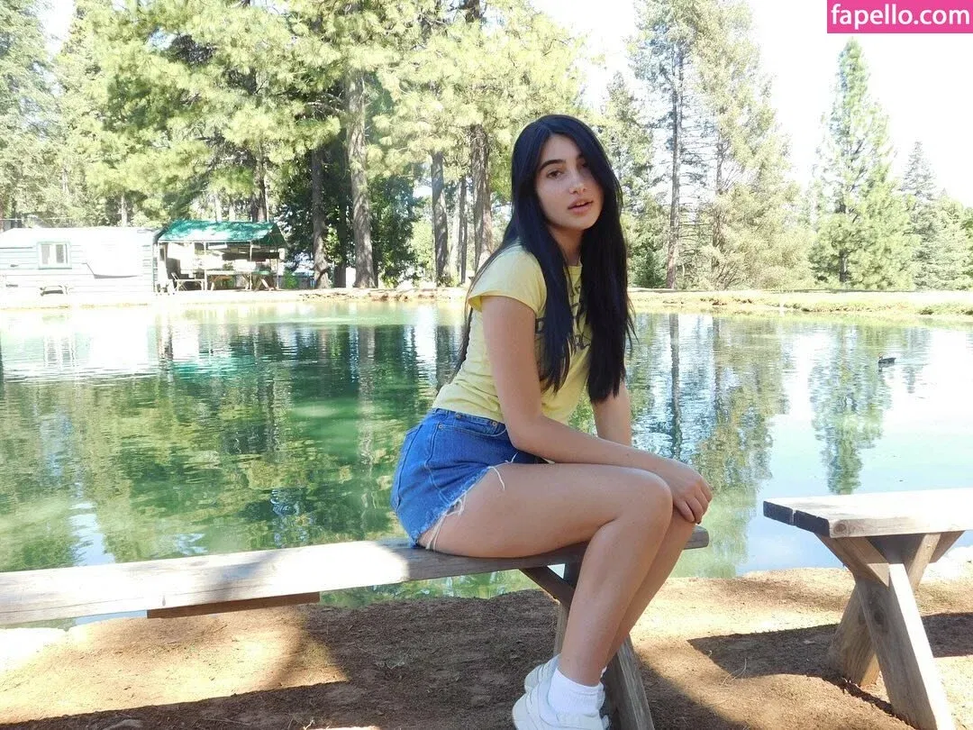 Delilah Raige Onlyfans Photo Gallery 