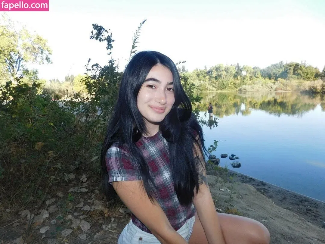 Delilah Raige Onlyfans Photo Gallery 