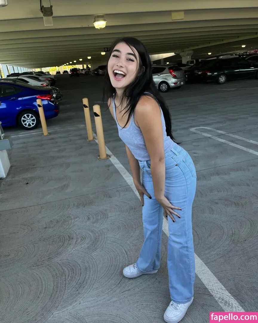 Delilah Raige Onlyfans Photo Gallery 