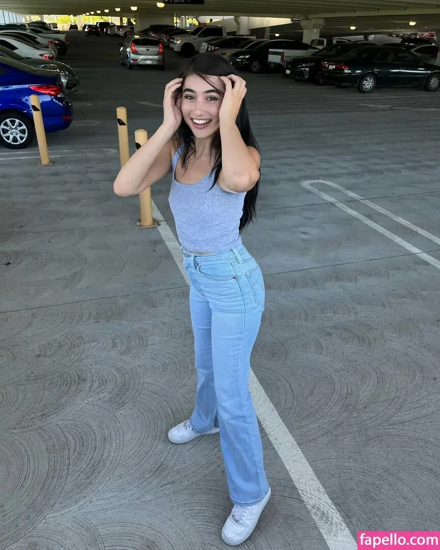 Delilah Raige Onlyfans Photo Gallery 