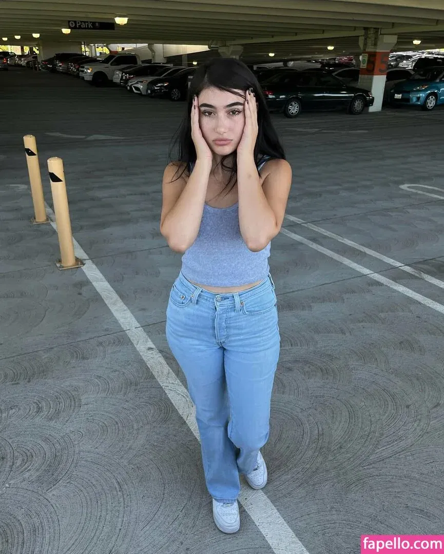 Delilah Raige Onlyfans Photo Gallery 